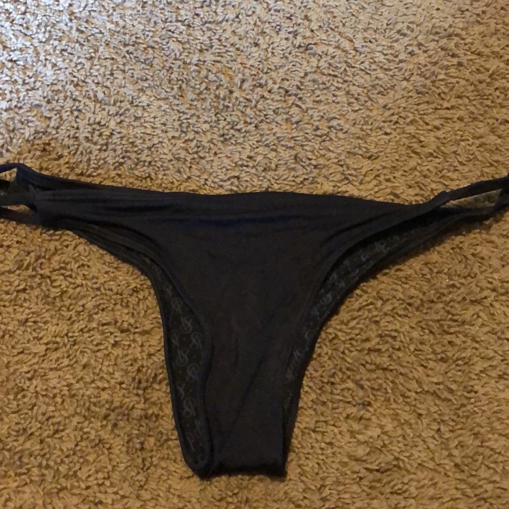 Victoria’s Secret bikini bottoms